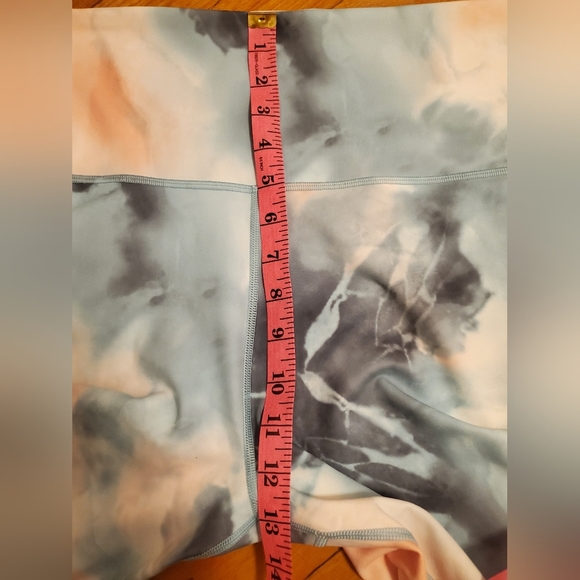 NWT Athleta Elation Printed 7/8 tight. Tie dye. Marine. White, blue, orange. 2X. - Picture 9 of 10